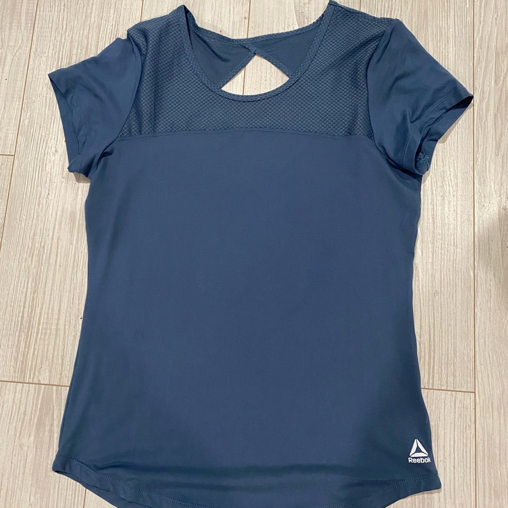Blue cutout workout top